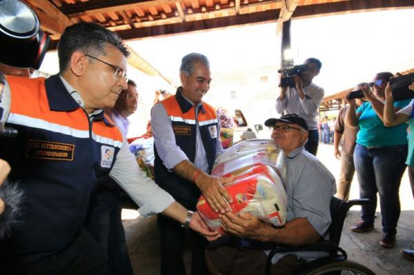 Reinaldo Azambuja anuncia ajuda emergencial a desabrigados pela chuva em Aquidauana
