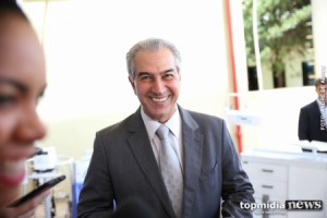 Reinaldo ainda não definiu sobre reeleição