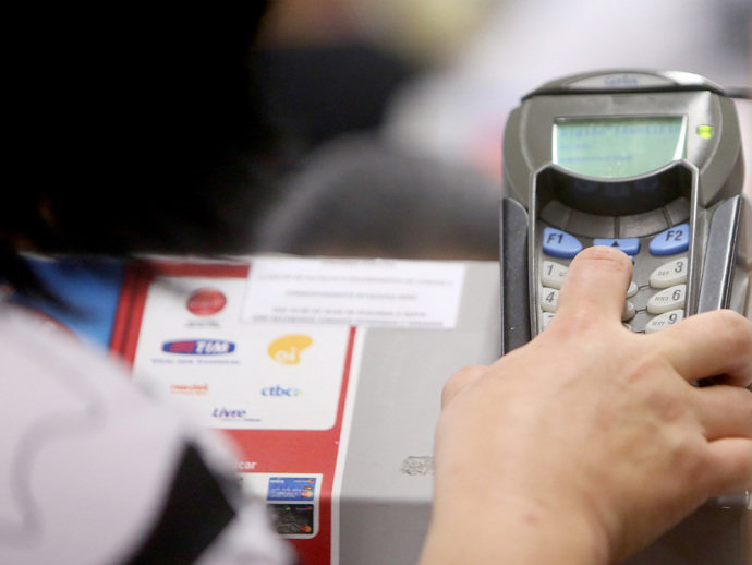 Inadimplência do consumidor salta quase 20% em julho