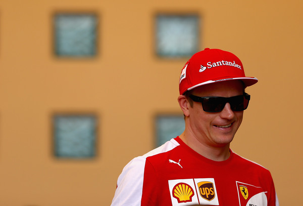 Raikkonen renova contrato com a Ferrari para o campeonato de 2016