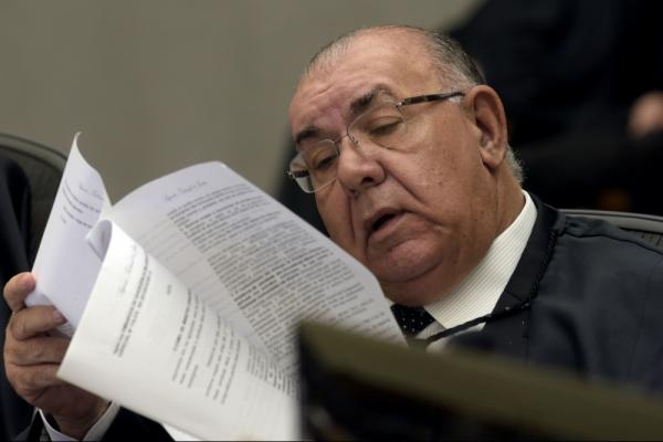 Ministro do TSE desaprova contas do PSDB