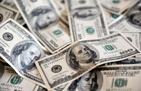 Dólar desaba mais de 5,5% ante real, maior queda em quase 10 anos, após BC reforçar atuação
