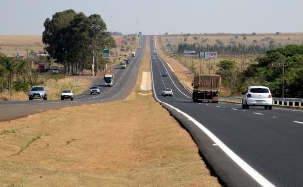 BR-163/MS deve ter mais de 200 mil veículos no período do feriado