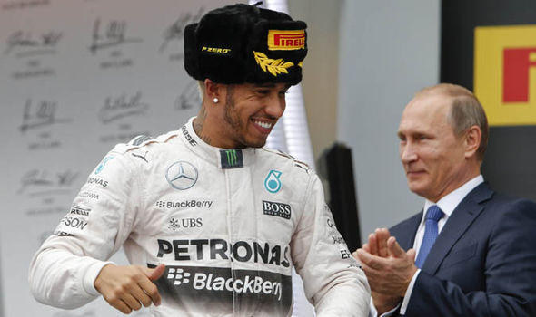 Com vitória na Rússia Hamilton passa Senna em vitórias e fica a um passo do tri