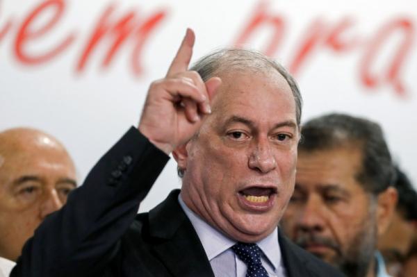Ciro diz que ameaça a ‘hegemonia apodrecida’ do PT