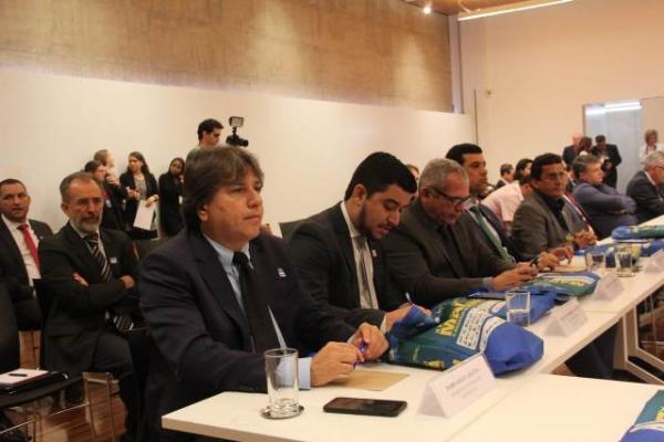 Caravina defende manifestação no STF por votação dos royalties do petróleo