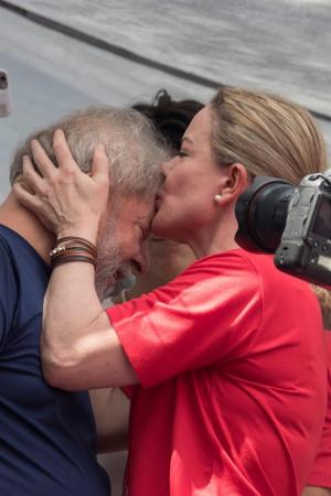 Gleisi Hoffmann vai ser advogada de Lula