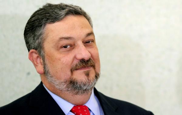 PALLOCI PODE ACABAR COM LULA EM CPI