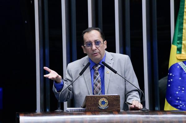 KAJURU CHAMA BEBIANNO DE 'BANDIDO' E DETONA ATITUDE SUJA