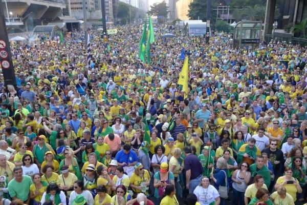 URGENTE: Povo toma as ruas pela CPI 'Lava Toga', impeachment de Gilmar Mendes e ‘limpeza' no STF